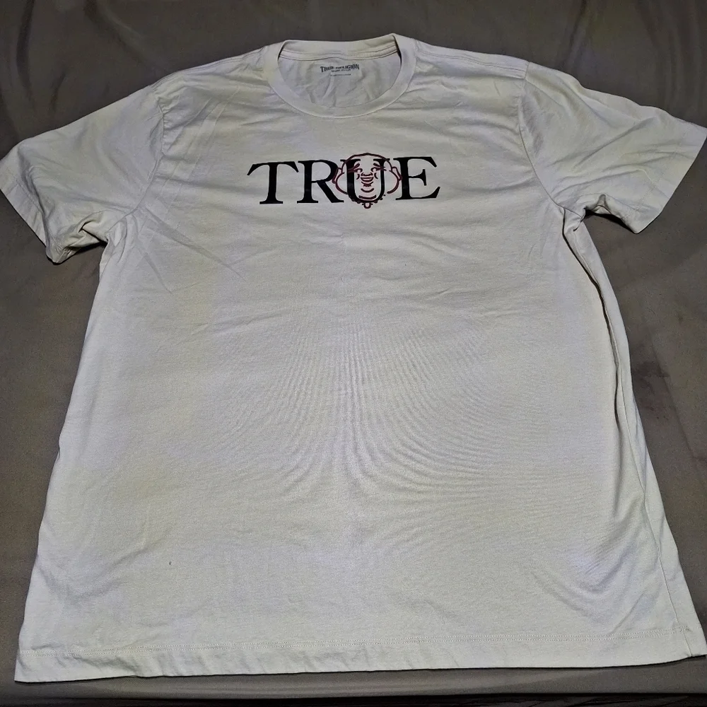 A True Religion T-shirt men's 3XL. Featuring the word True with Buddha